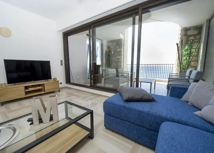 Luxury Palais Maeterlinck