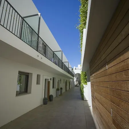 Luxury Palais Maeterlinck