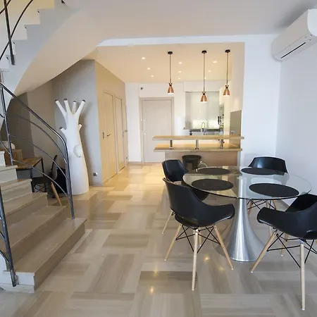 Luxury Palais Maeterlinck Apartamento *